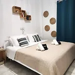 Kato Yialos Parikia (Paros)