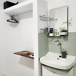 Kato Yialos * Parikia (Paros)