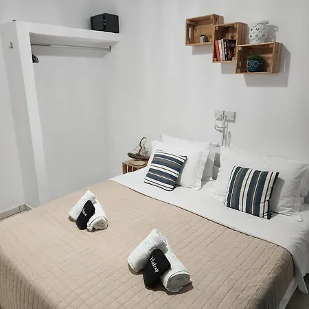 Kato Yialos Hotel *