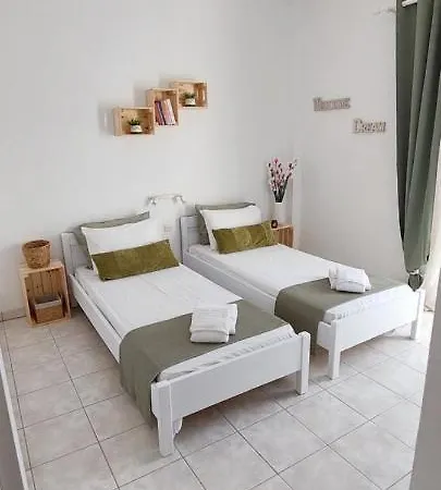 Kato Yialos Hotel