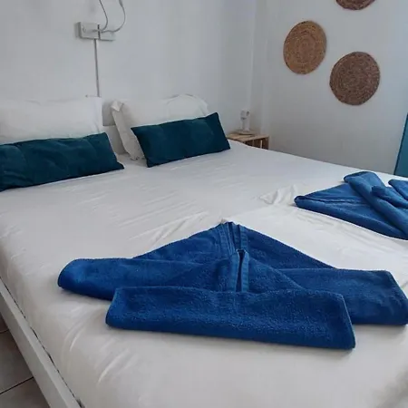 Kato Yialos Hotel